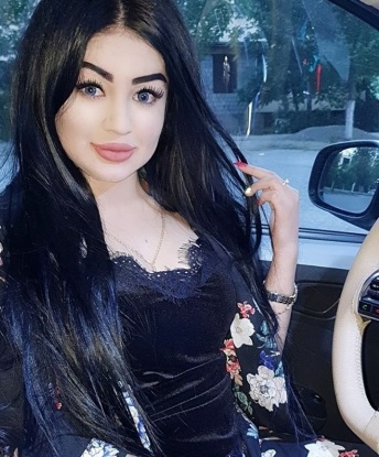 Мои услуги включают классический секс, оральный секс и многое другое. Я умею создавать атмосферу истинного наслаждения. У меня есть отличные отзывы от моих предыдущих клиентов, которые говорят обо мне только лестные слова. Вы можете увидеть мои фото в моем профиле - они говорят сами за себя. 📷
Я живу в Москве, поэтому у нас не будет проблем с встречей. Не теряйте время, и дайте себе возможность испытать настоящее удовольствие. Позвоните мне и мы вместе создадим моменты незабываемого блаженства. 😉 2454, 26 лет